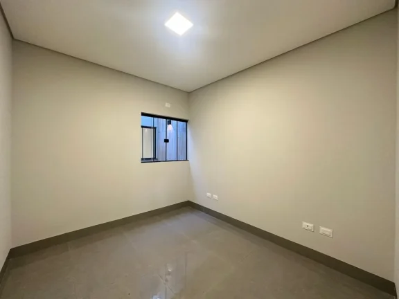 Imagem Casa de Alto Padrão com Piscina à Venda no Rita Vieira