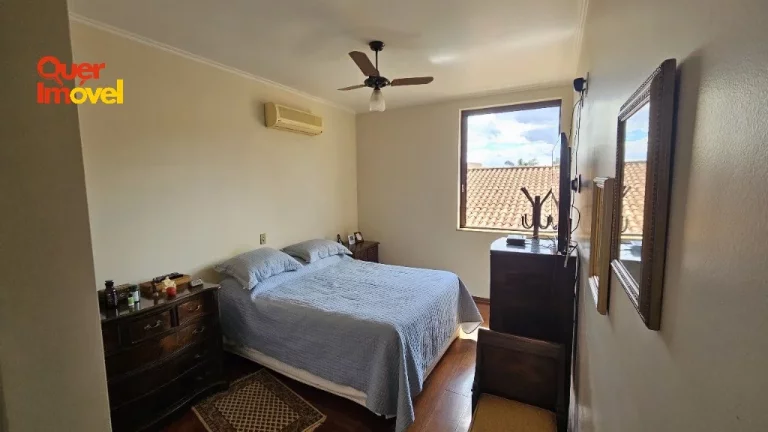 Imagem Imóvel Espetacular à Venda em Ribeirão Preto-SP, Jardim Sumaré: 3 Quartos, 1 Suíte, 3 Salas, 3 Banheiros, 5 Vagas, 295m² - Quer Imóvel.