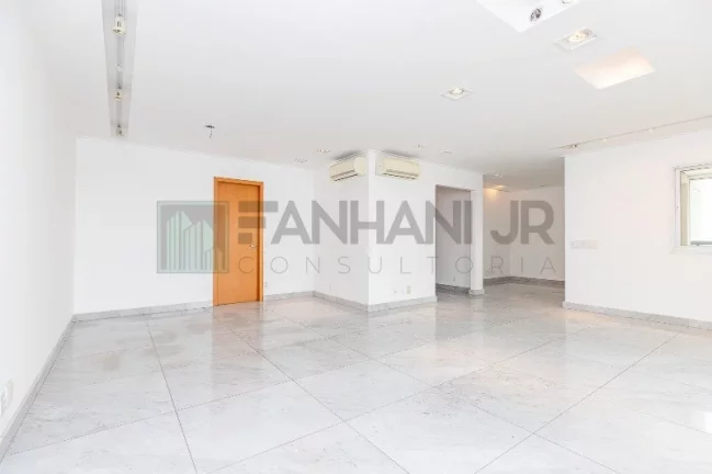 Imagem Venha conhecer o apartamento dos seus sonhos! Totalmente pronto para morar e impecável, este apartamento conta com uma sala ampla e integrada à varand