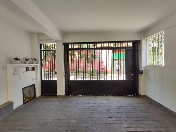Imagem Sobrado Comercial na Pompeia, 90 m² com 2 Vagas