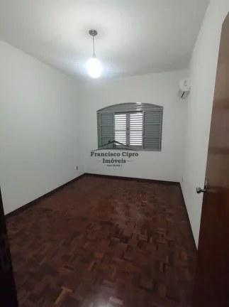 Imagem Casa para alugar no bairro Vila Eliana Maria - Guaratinguetá/SP
