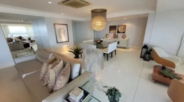 Imagem A 5ª Avenida Imóveis selecionou esse lindo Apartamento, no Morro do Gatto c/ 199,00 m², 4 suítes modificado p/ uma planta de 3 suítes c/ gabinete