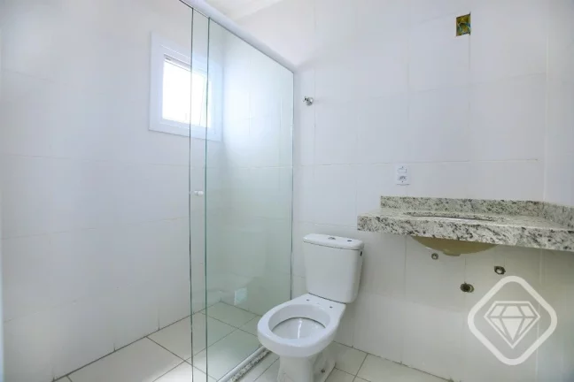 Imagem Casa Nova em Condomínio Fechado com Suíte e Churrasqueira

Brilhante Imóveis apresenta esta excel...