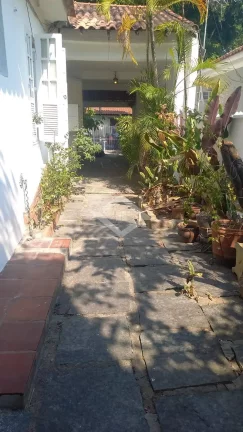 Imagem Aluguel de Residência em Campo Grande - Casa com 2 Quartos, Suíte e Piscina