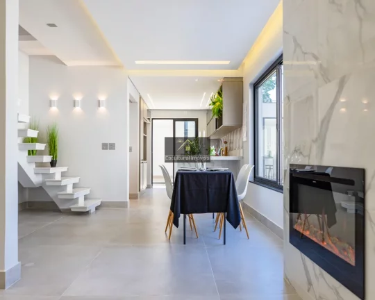 Imagem SOBRADO ALTO DA BOA VISTA 200M ÁREA CONSTRUÍDA 3 DORMITÓRIOS SENDO 1 DELES SUÍTE 2 SALAS AMPLAS ÁREA GOURMET COZINHA ESPAÇOSA ÁREA EXTERNA 2 VAGAS