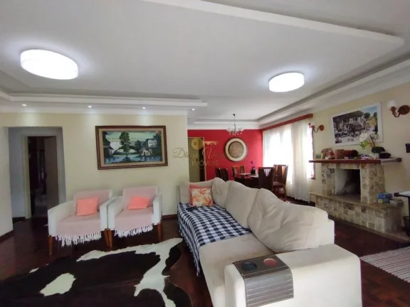 Imagem Casa para Venda em Teresópolis / RJ no bairro Ermitage