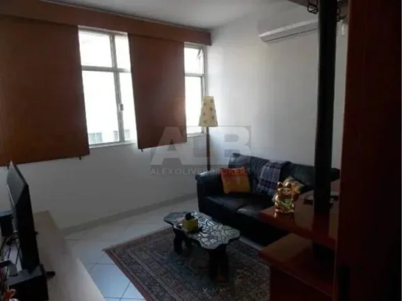 Imagem Apartamento de 3 quartos (1 suíte), em Copacabana, 92m2, 1vaga, mobiliado.