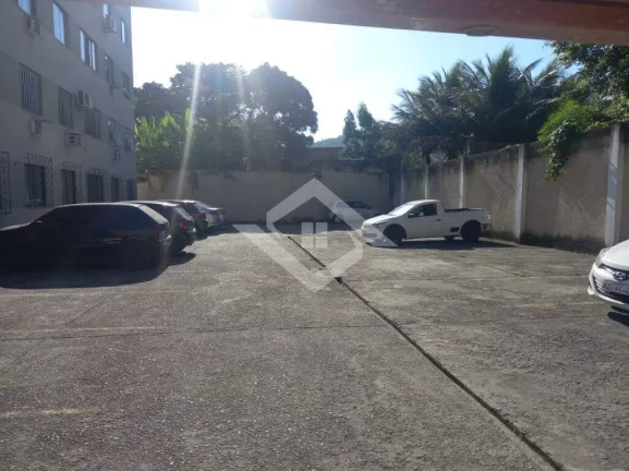 Imagem Apartamento de 2 Quartos para Venda em Campo Grande com 70 m²