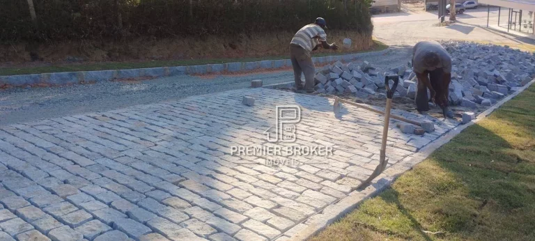 Imagem Terreno à venda, 360 m² por R$ 289.000,00 - Albuquerque - Teresópolis/RJ