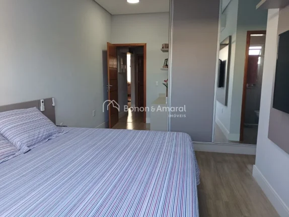 Imagem Localizada no Condomínio Real Park Sumaré, esta bela casa térrea oferece conforto, sofisticação...