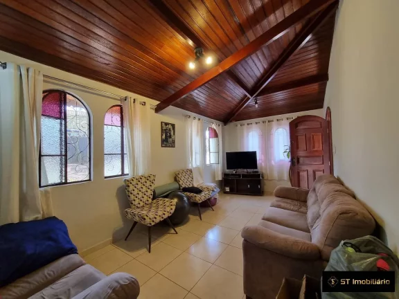 Imagem Chácara à venda com ótima localização em Atibaia - R$800.000!