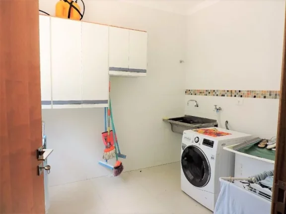Imagem CASA COM 3 DORMITÓRIOS E MAIS UM REVERSÍVEL. 510 M² CONSTRUÍDOS EM LOTE DE 1.200M