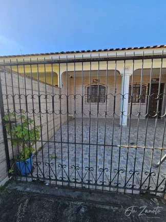 Imagem Casa a venda no Balneário Saint Etienne a 150 metros do Mar
