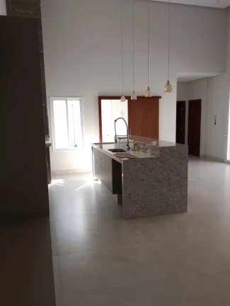 Imagem Casa nova com 3 suítes no Condomínio Acapulco