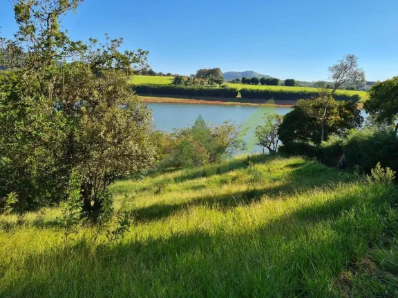 Imagem Belíssimo Terreno na Beira da Represa em Piracaia