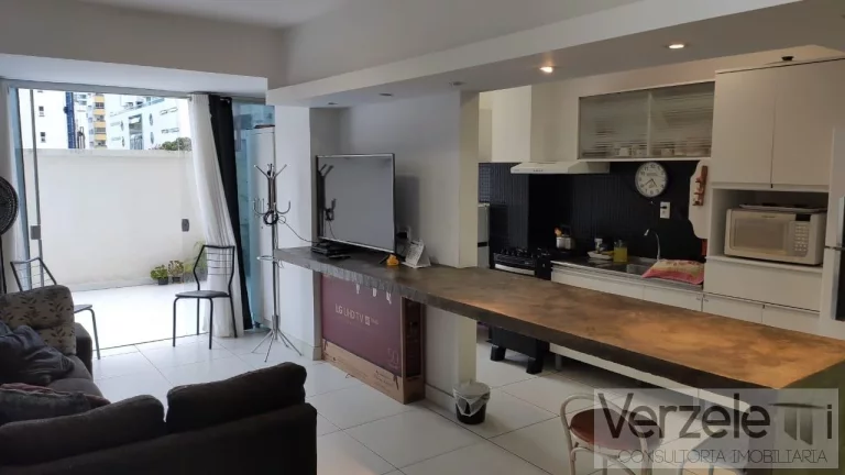 Imagem Apartamento com Terraço para Venda em Balneário Camboriú / SC no bairro Centro