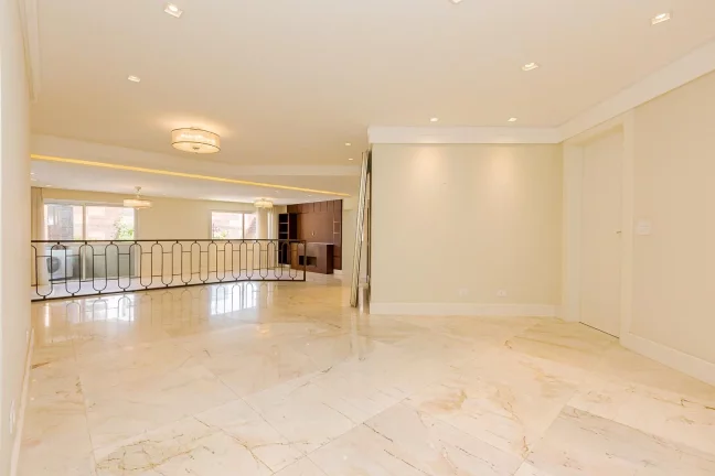 Imagem Apartamento 5 suítes no Água Verde
