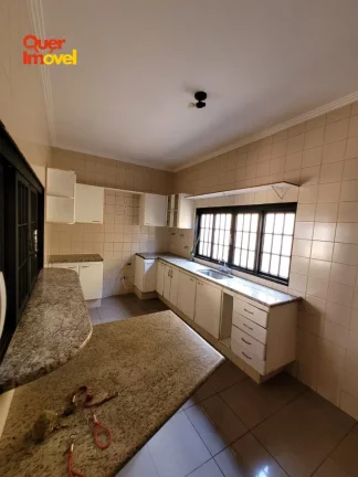Imagem Imperdível: Casa à venda em Ribeirão Preto-SP, City Ribeirão, 3 quartos, 1 suíte, 2 salas, 4 banheiros, 6 vagas, 216m².