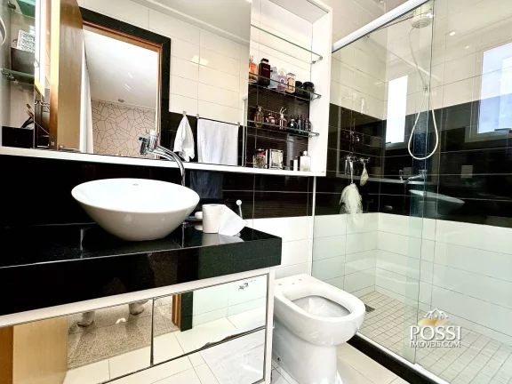 Imagem PRAIA DA COSTA - Apartamento de 4 quartos sendo 3 suítes (1 reversível) vendido de Porteira Fechada