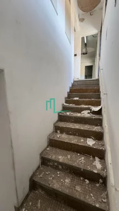 Imagem Imóvel muito bem localizado em área nobre de Ribeirão, ao lado de bancos e ótimos comércios.