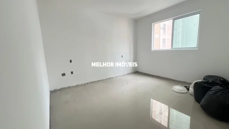 Imagem Apartamento com 03 suítes e 02 vagas, localizado no Centro de Balneário Camboriú