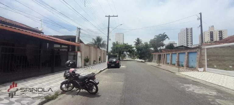 Imagem Sobrado com 3 dormitórios à venda, 161 m² por R$ 530.000,00 - Balneário Flórida - Praia Grande/SP