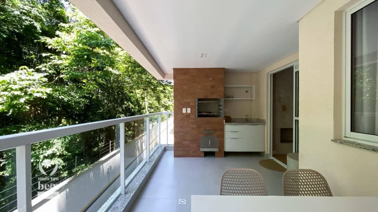 Imagem Venha morar em meio a natureza! Apartamento com 3 quartos (1 suíte), sacada com churrasqueira à venda por R$ 987.000 - Bacacheri - Curitiba/PR