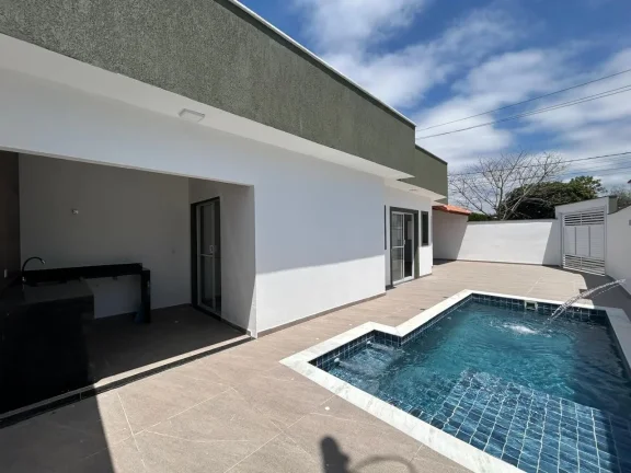Imagem Casa para Venda em Itanhaém, Bopiranga, 2 dormitórios, 1 suíte, 1 banheiro, 4 vagas