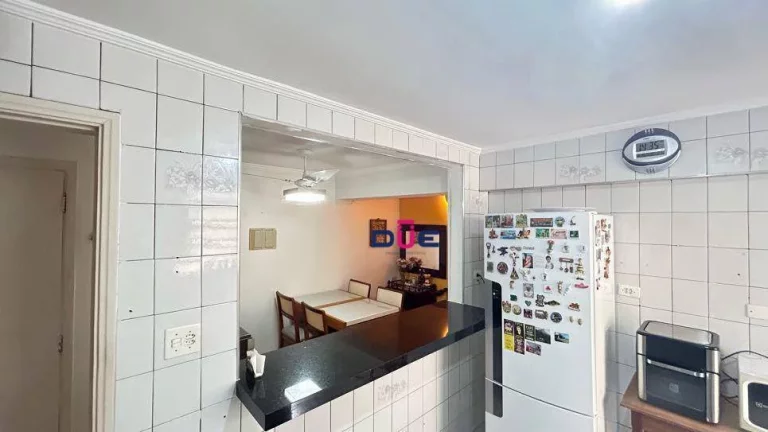 Imagem Apartamento com 2 dormitórios à venda, 85 m² por R$ 585.000,00 - Gonzaga - Santos/SP