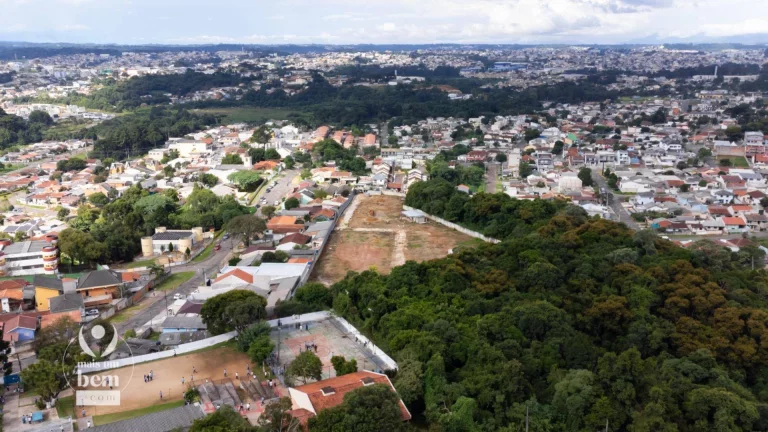 Imagem Terreno com 135 m² em Condomínio Fechado à venda por R$ 231.000 - Santa Cândida - Curitiba/PR