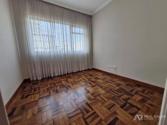 Imagem Apartamento para Locação com 03 Dormitórios e Semimobiliado no Bairro Batel em Curitiba