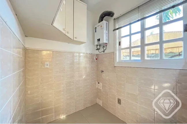 Imagem Casa especial no coraÃ§Ã£o do bairro Tristeza, um refÃºgio moderno com charme e conforto

Uma residÃ...