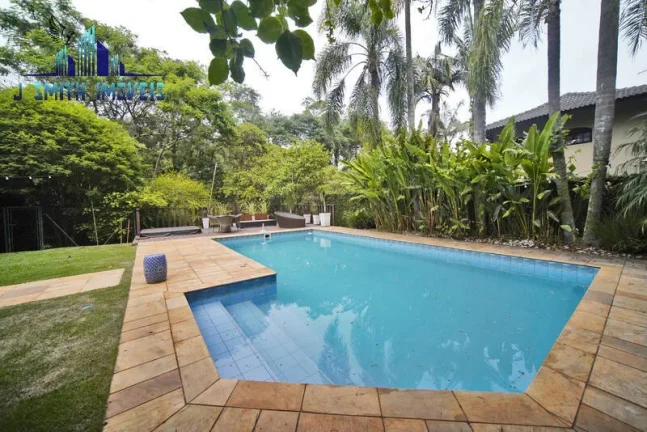 Imagem CASA 4 SUÍTES, PISCINA, 10 VAGAS, 666m² CONSTRUÍDA. TERRENO 1.194m².