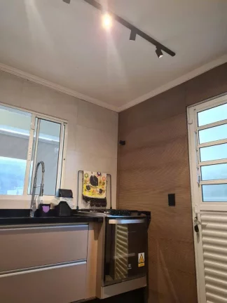 Imagem Sobrado semi geminado 98 m², 3 dorm / 1 suíte, gourmet, ótima localização!