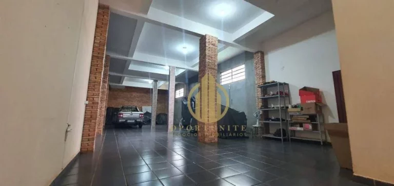 Imagem Casa 3 dormitórios com suíte - área gourmet com churrasqueira - SALÃO COMERCIAL - Vila Monte Alegre - Ribeirão Preto/SP