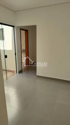 Imagem Casa à venda em Jardim Itanguá com 70m² 2 quartos, 2 vagas