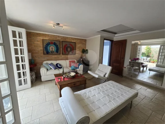 Imagem Sobrado à venda com 3 quartos, sendo 2 suítes, em Butantã, São Paulo - SP