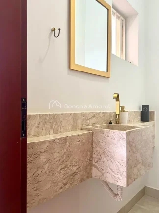 Imagem Imagine: Um sobrado, com 3 quartos, sendo 1 suíte, todos com planejados e conforto em ambientes amp...