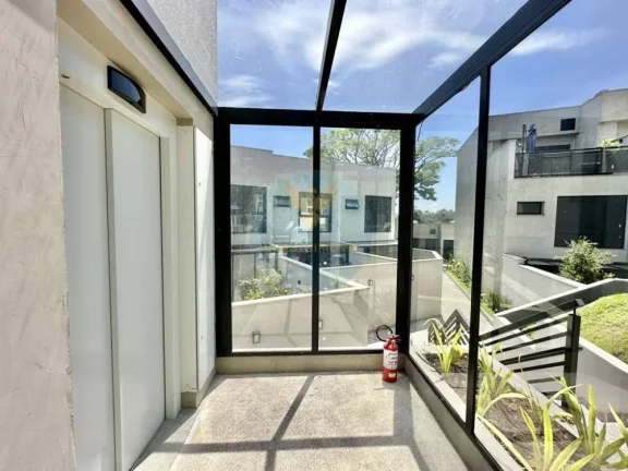 Imagem Loft triplex moderno, 169m², 2 suítes, varanda gourmet