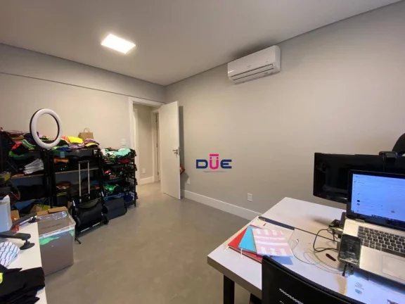 Imagem Apartamento com 3 dormitórios à venda, 197 m² por R$ 1.850.000,00 - Boqueirão - Santos/SP