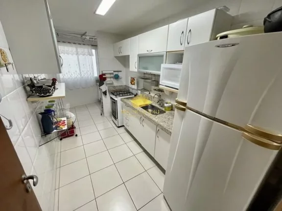 Imagem Seu Paraíso à Beira-Mar: Apartamento na Deslumbrante Praia de Peracanga!
Descubra o privilégio de...