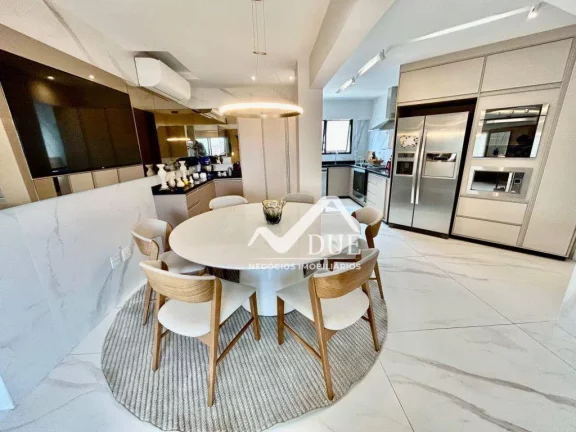 Imagem Cobertura com 4 dormitórios à venda, 292 m² por R$ 3.200.000,00 - Pompéia - Santos/SP