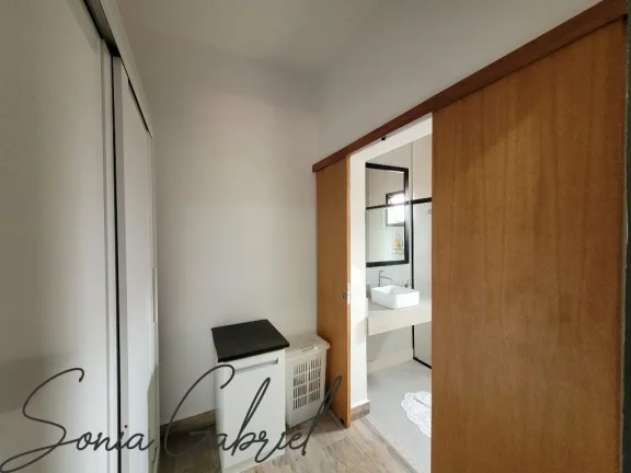 Imagem Casa em Condomínio de Luxo em Vinhedo-SP - 3 Quartos, 2 Suítes, 3 Salas, 5 Banheiros, 4 Vagas - Imperdível! Imagem Casa em Condomínio de Luxo em Vinhedo-SP - 3 Quartos, 2 Suítes, 3 Salas, 5 Banheiros, 4 Vagas - Imperdível!