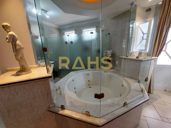 Imagem Casa Plana em rua calma no Costa e Silva, 468 m² de terreno e 270 m² de área construída. Excelen...