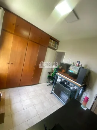 Imagem Apartamento de 3 dormitórios no Condomínio Residencial Jardim Europa, no bairro Parque do Mirante, em Uberaba