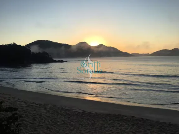 Imagem Casa Térrea à Venda em Condomínio na Praia Dura - Ubatuba/SP.