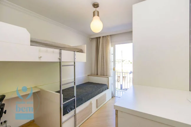 Imagem Sobrado Triplex com Ático, 4 quartos e 3 banheiros à venda, 111 m² por R$ 549.000 - Bairro Alto - Curitiba/PR