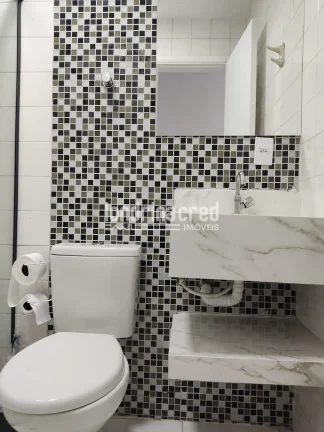 Imagem Oportunidade no Lafayette: apto com 2 quartos, vista livre, cozinha com armários, piscina, churrasqueira e fácil acesso às Av. Maringá e Tiradentes.