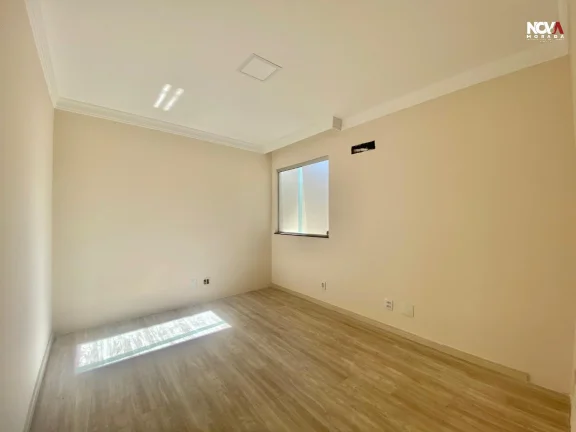 Imagem Tem lugares que a gente entra e simplesmente sente
Sente o coração mais leve, a rotina mais fác...