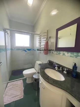 Imagem Casa para Venda no Condomínio Swiss Park Com 5 dormitórios, 3 Suítes, 4 vagas, Piscina, 542,46m², São Bernardo do Campo